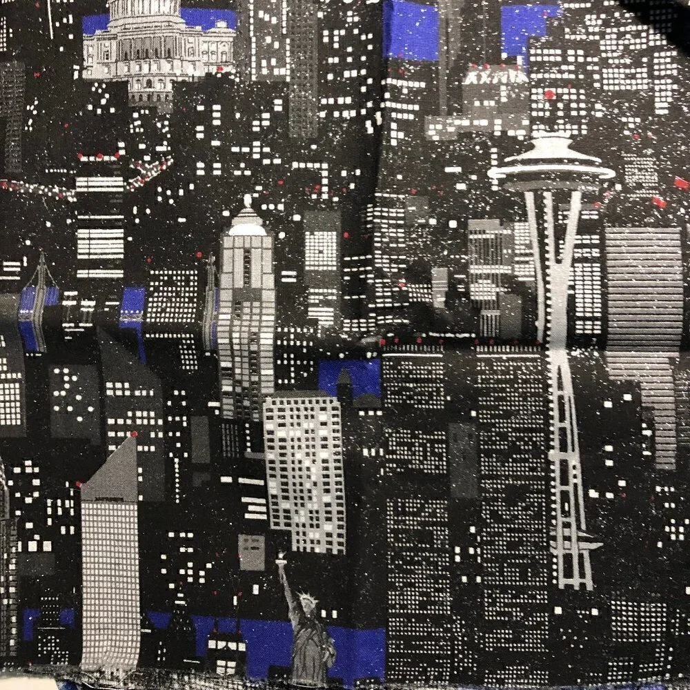 Quilt Cotton Fabric Material - 4 Fat Quarters Cityscape Night Sky Blue #38